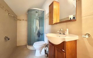 VILĂ DEOSEBITĂ ÎN CARTIERUL PLANETELOR, GIROC – ZONĂ REZIDENȚIALĂ LINIȘTITĂ - Poză 16