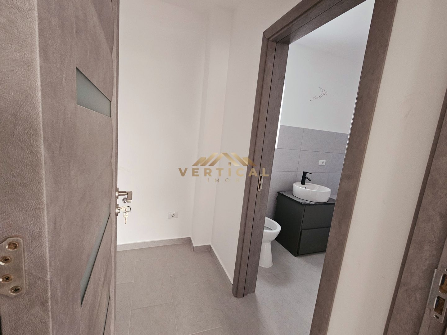 Apartament 2 camere in centrul comunei Berceni - Poză 5