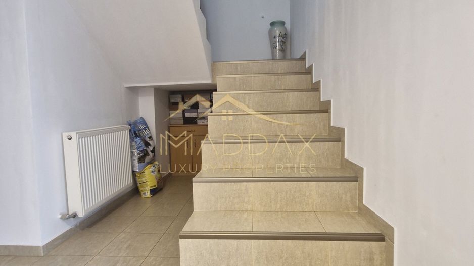 Vilă *5 camere // Cartier Ion Creangă // Sector 2 - Poză 18