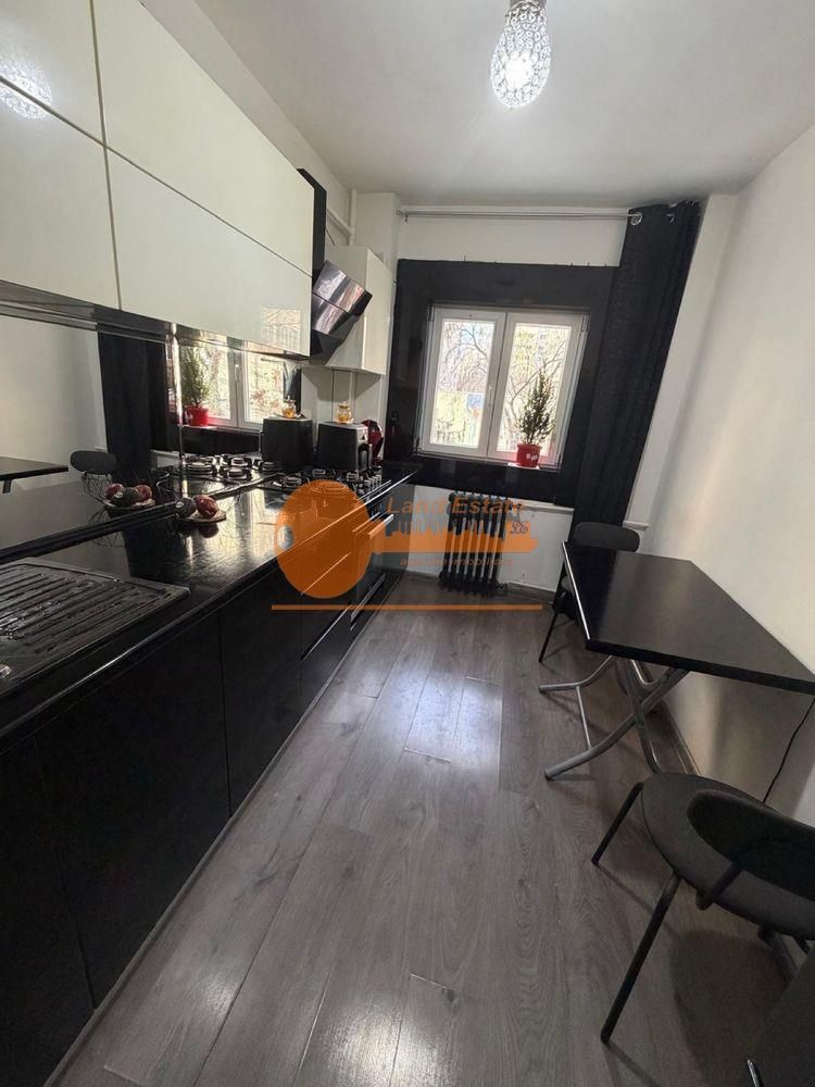 Apartament cu 2 camere in zona Stefan Cel Mare - Poză 6