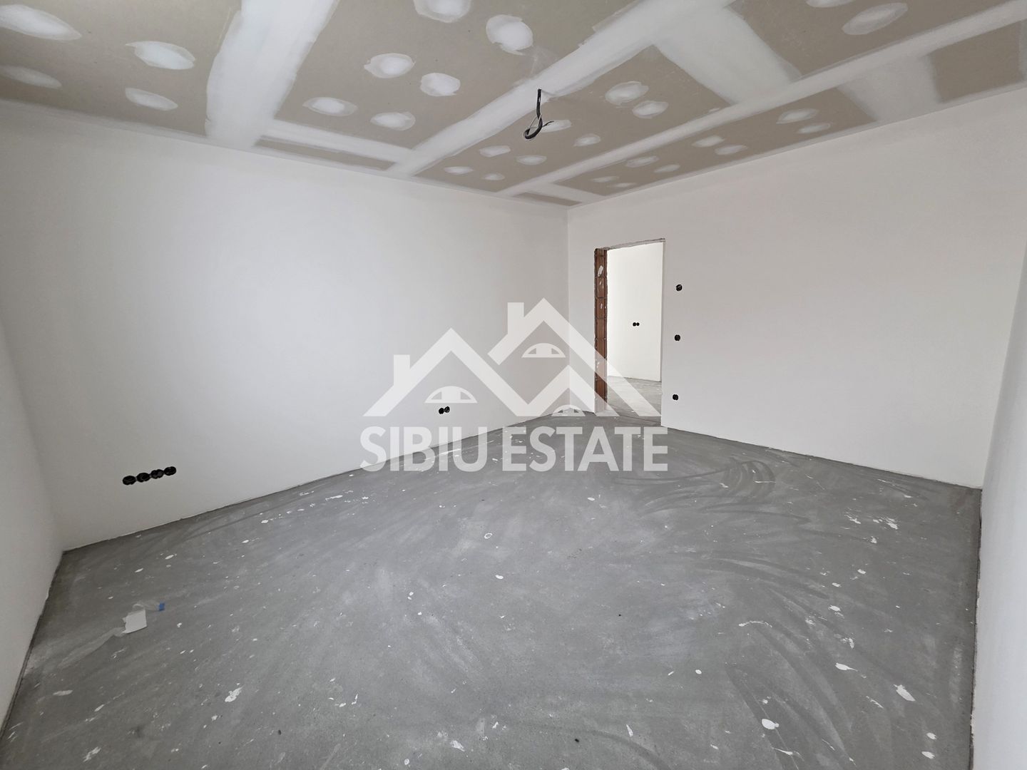 Casa individuala 5 camere ,cu carport si pivnita, Calea Cisnadiei - Poză 19