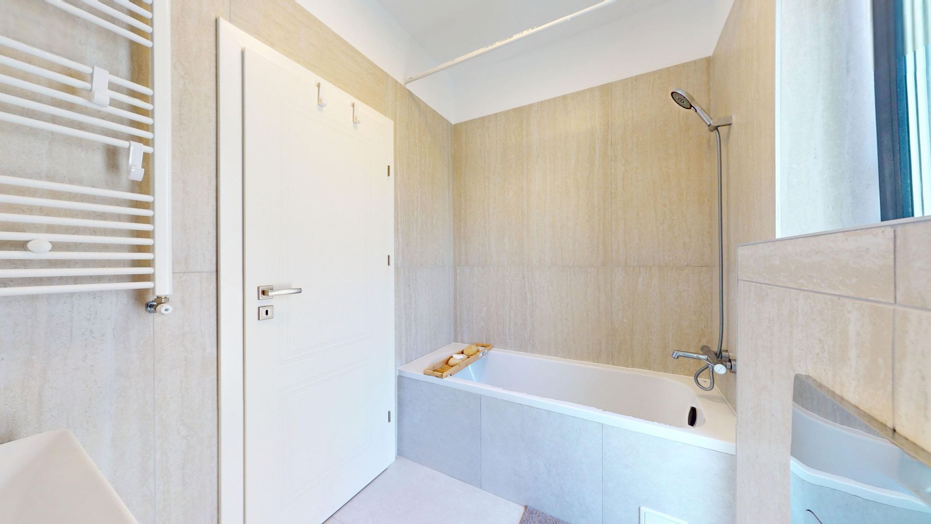 Apartament 3 Camere cu Vedere la Lac | Straulesti- Lake View Garden - Poză 21