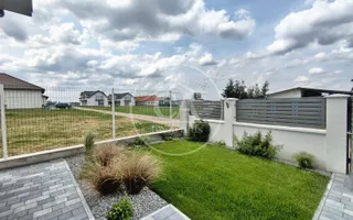Casa de vanzare cu 4 camere si piscina in Cihei, Bihor - Poză 13