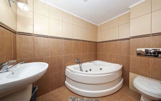 COMISION 0% ! Pensiune 11 camere in Bran | Poarta - Poză 24