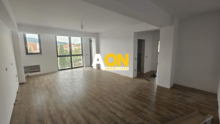 Apartament 3 camere, etaj 1, predare la cheie - Poză 2