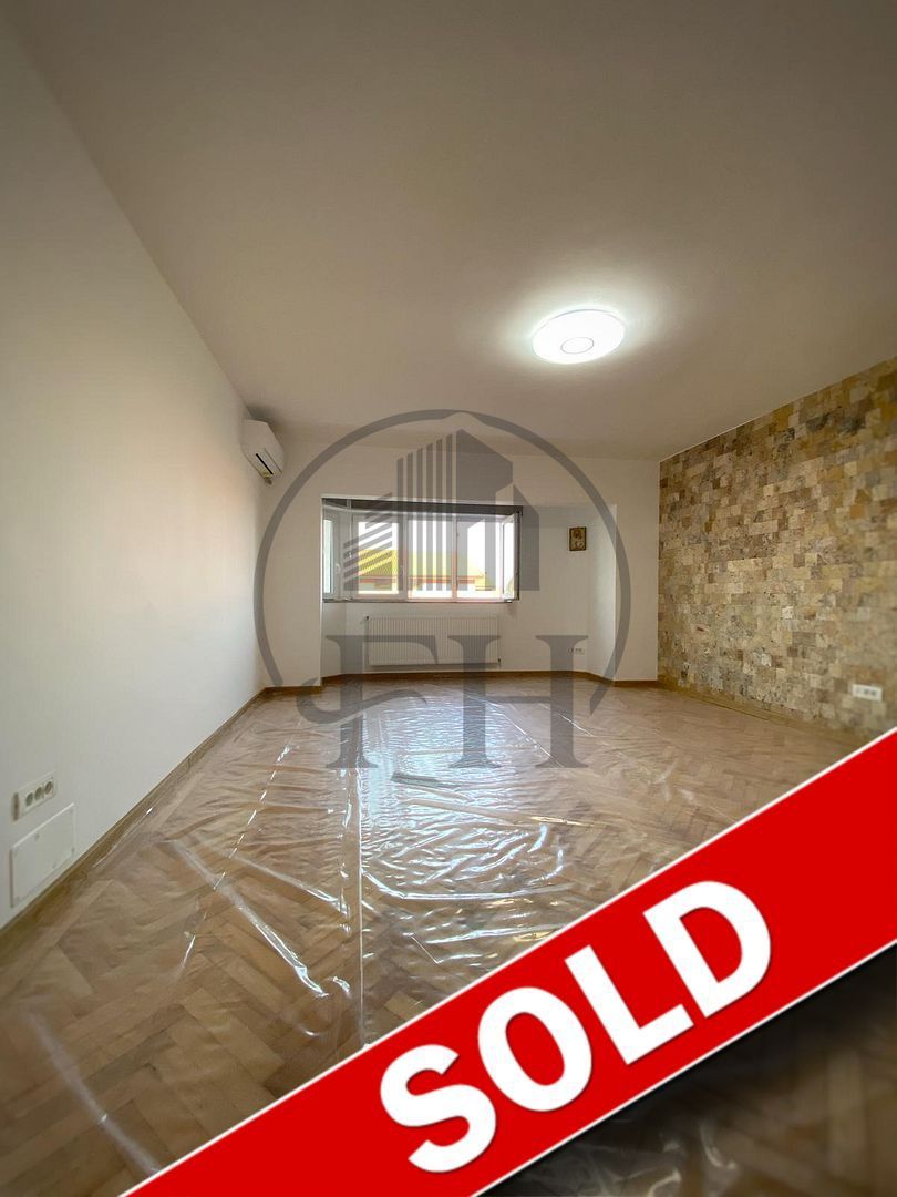 RENTED / INCHIRIAT Apartament cu 3 camere de închiriat în zona Faleza Nord - Poză 1