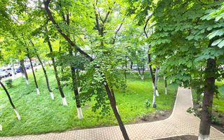 Apartament 2 camere, Podu Roș, etaj 1, ultracentral, 5 minute de Palas, stare excelentă - Poză 12