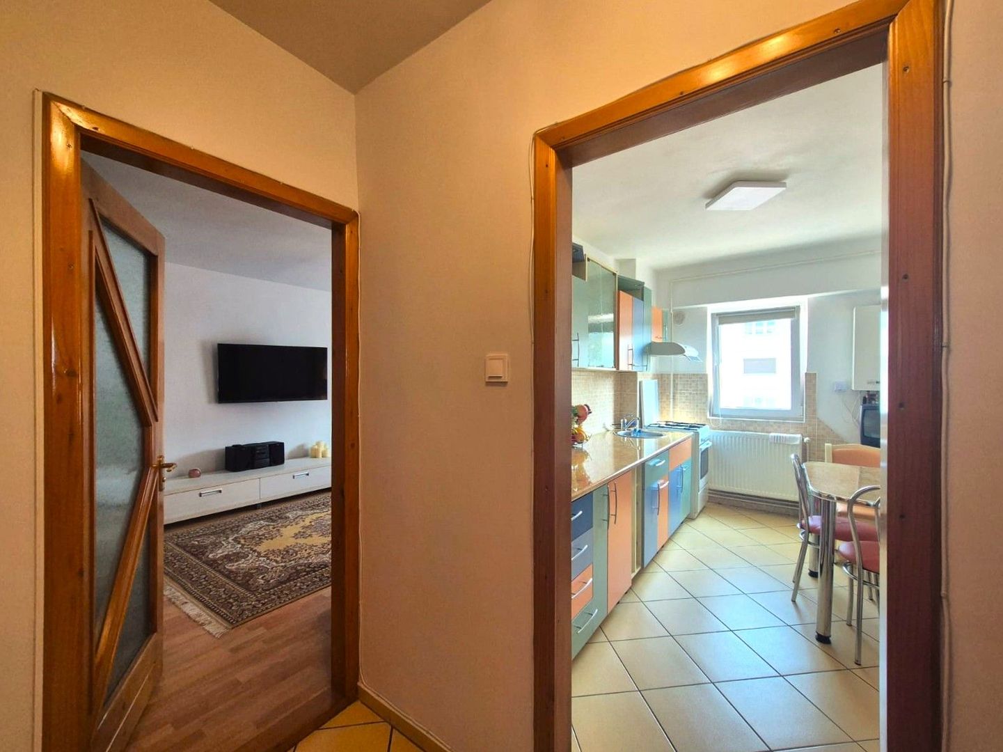 Centru Civic, apartament pretabil familie sau studenti. - Poză 6