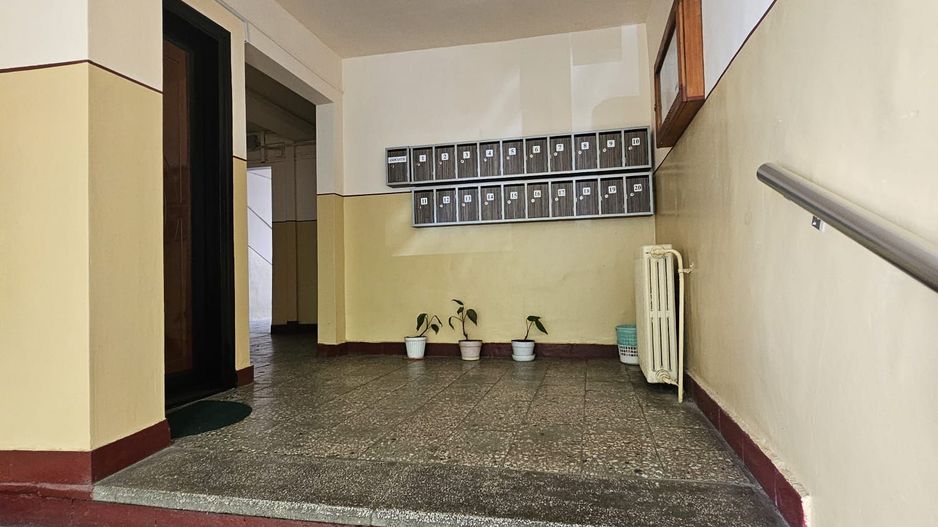 Apartament PB 2 cam Rogerius Oradea - Poză 7