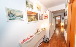 Apartament cu 3 camere, de vanzare,  58,3 mp, parter, in zona Titan - Poză 1