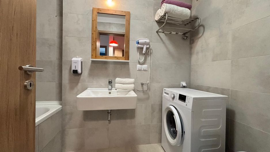 Studio | 2 locuri de parcare + boxă | Termen scurt disponibil | Coresi - Poză 6