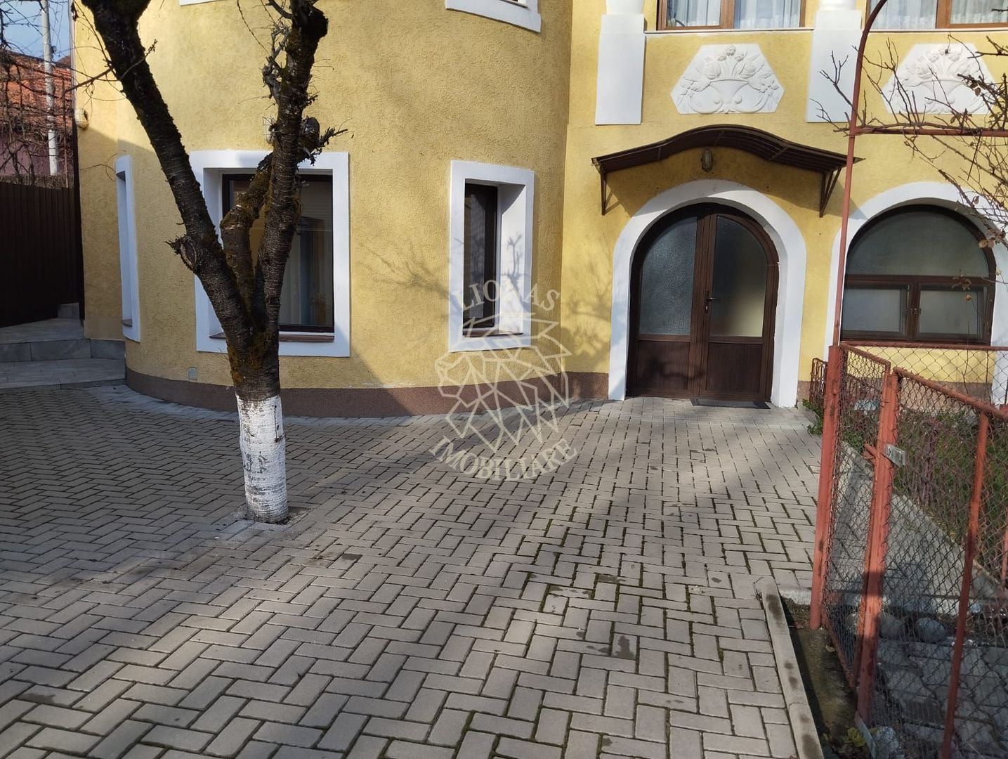 Casa 3 camere 126 mp-terasa-curte-zona barbeque-Ultracentral - Poză 9