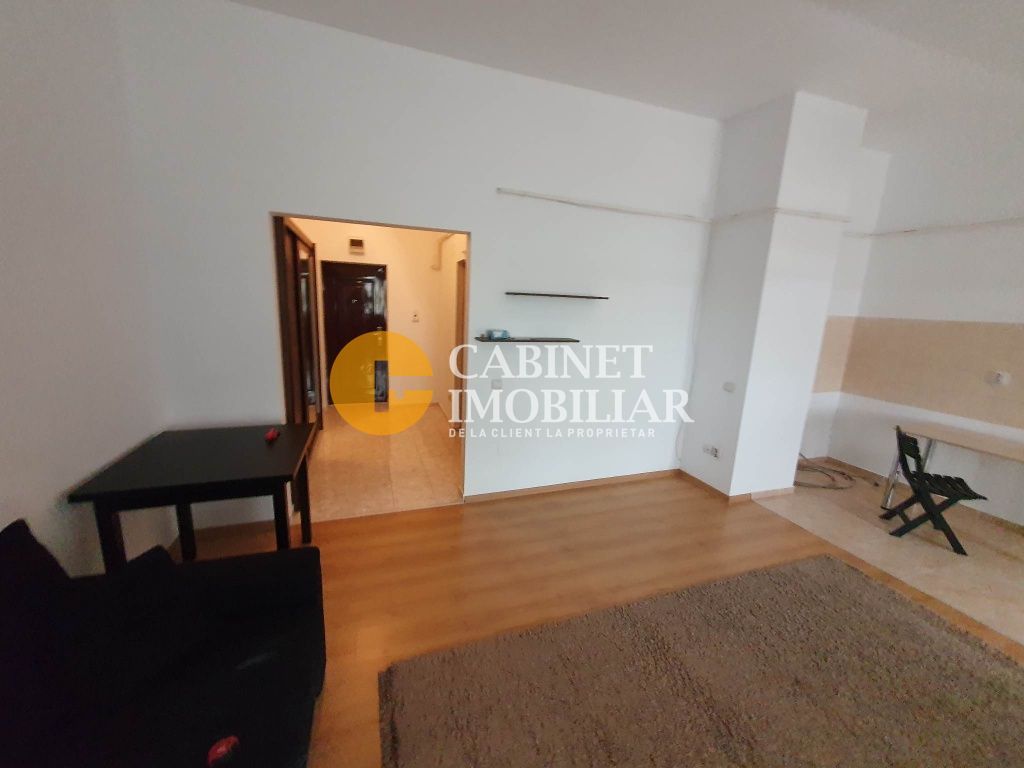 Cug Etaj 3 cu Pod Apartament cu 1 camera 45 mp - Poză 4