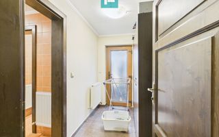 Pensiune 367 mp la drum principal Sântandrei - Poză 22