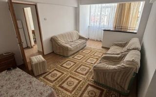 Vanzare apartament cu 3 camere, Ultracentral, pret 83.000 EURO, sup.68 - Poză 2