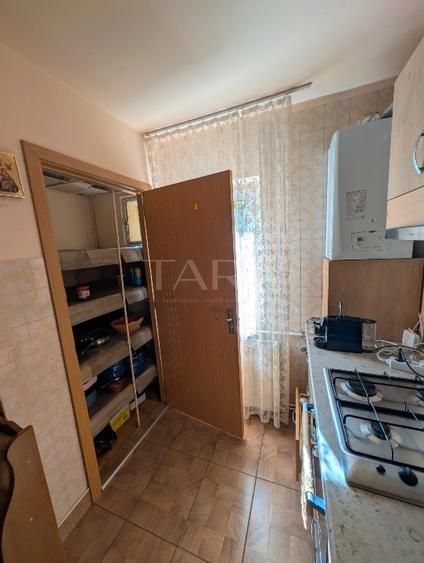 Apartament cu 2 camere decomandate, balcon închis, Piața Zorilor. - Poză 6