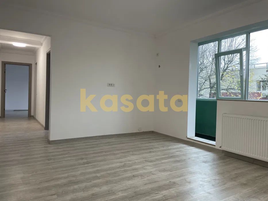 Oportunitate | Apartament 3 camere Emil Racoviță | Decomandat - Poză 2