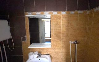 64.ooo euro, Casa la pret apartament zona Piata centrala - Poză 6