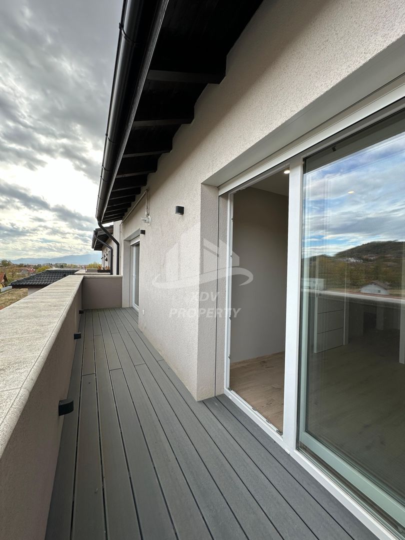 Penthaus  modern in  Sibiu ,3 camere ,2 garaje subteran , boxa - Poză 12