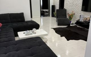 URGENT!, proprietate in vila, GARAJ, FARA RISC SEISMIC, NEGOCIABIL - Poză 2