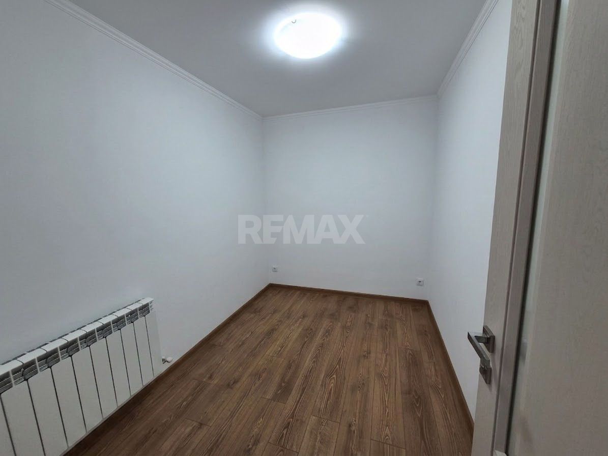 Chirie apartament la sol Centru, Mun. Chișinău - Poză 13