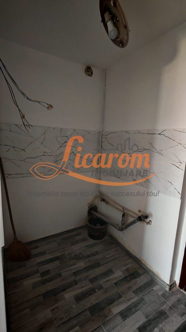 Garsoniera 22 mp,transformata din camera de camin,recent renovata. - Poză 6