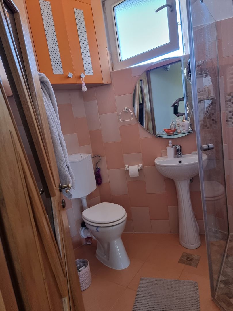 CASA INDIVIDUALA , MODERNA LA POALELE MUNTILOR!! - Poză 8