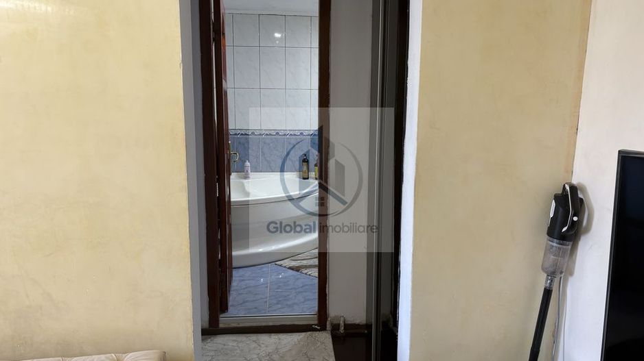 Apartament de vanzare - Poză 5