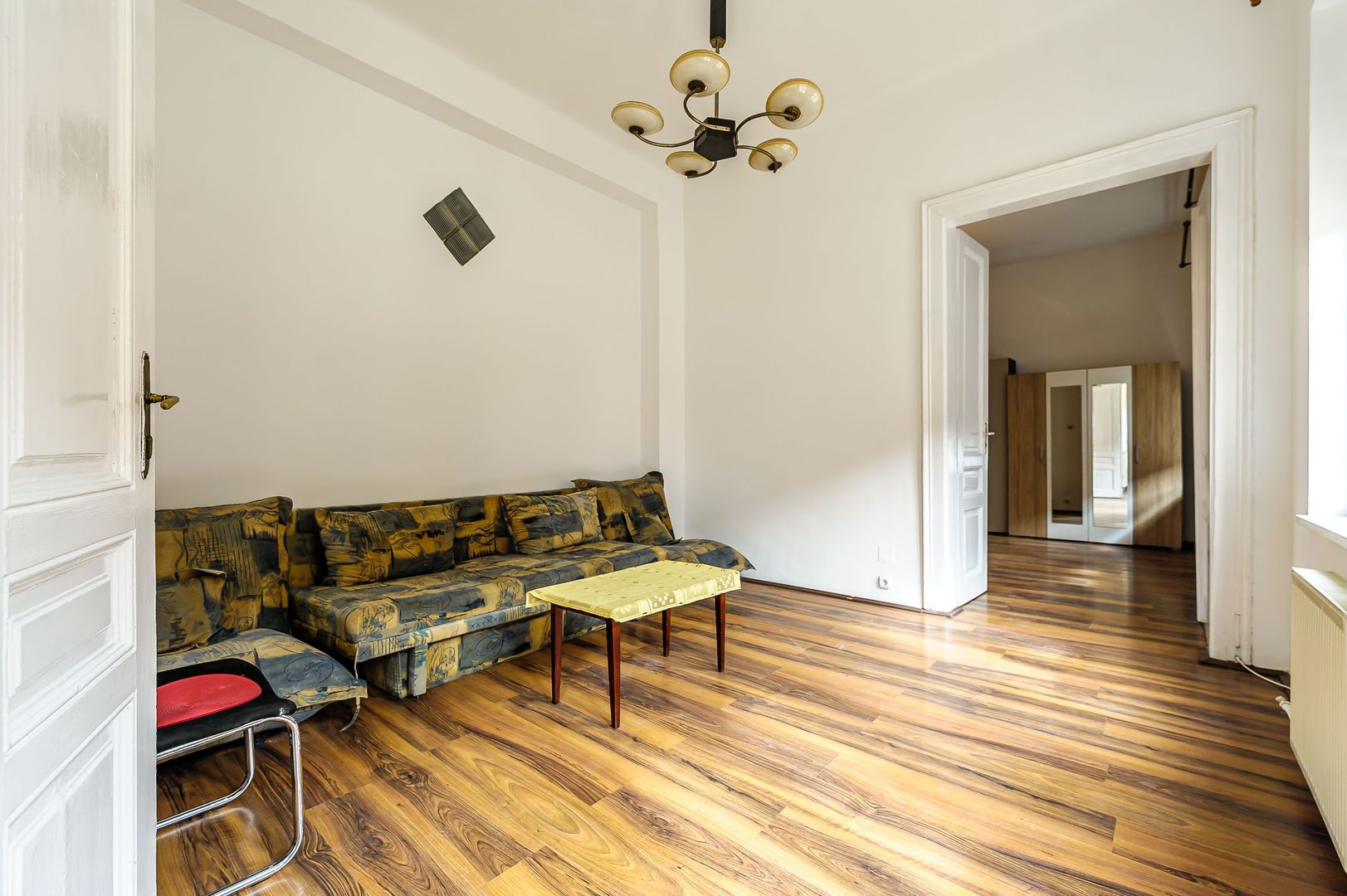 Apartament cu două camere central. - Poză 3
