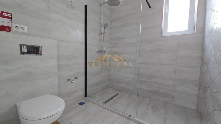 LOCUINTA MODERNA CU 2 DORMITOARE SI PARCARE - Poză 9