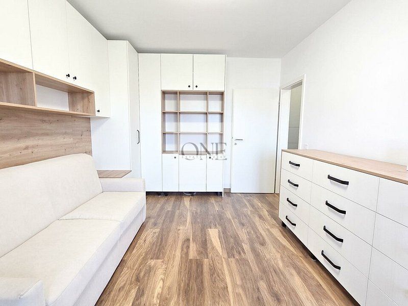 Garsonieră Cochetă Prima Închiriere - Poză 2