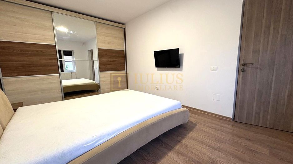 Apartament la curte, 2 băi, loc de parcare, zona linistita, dressing - Poză 4