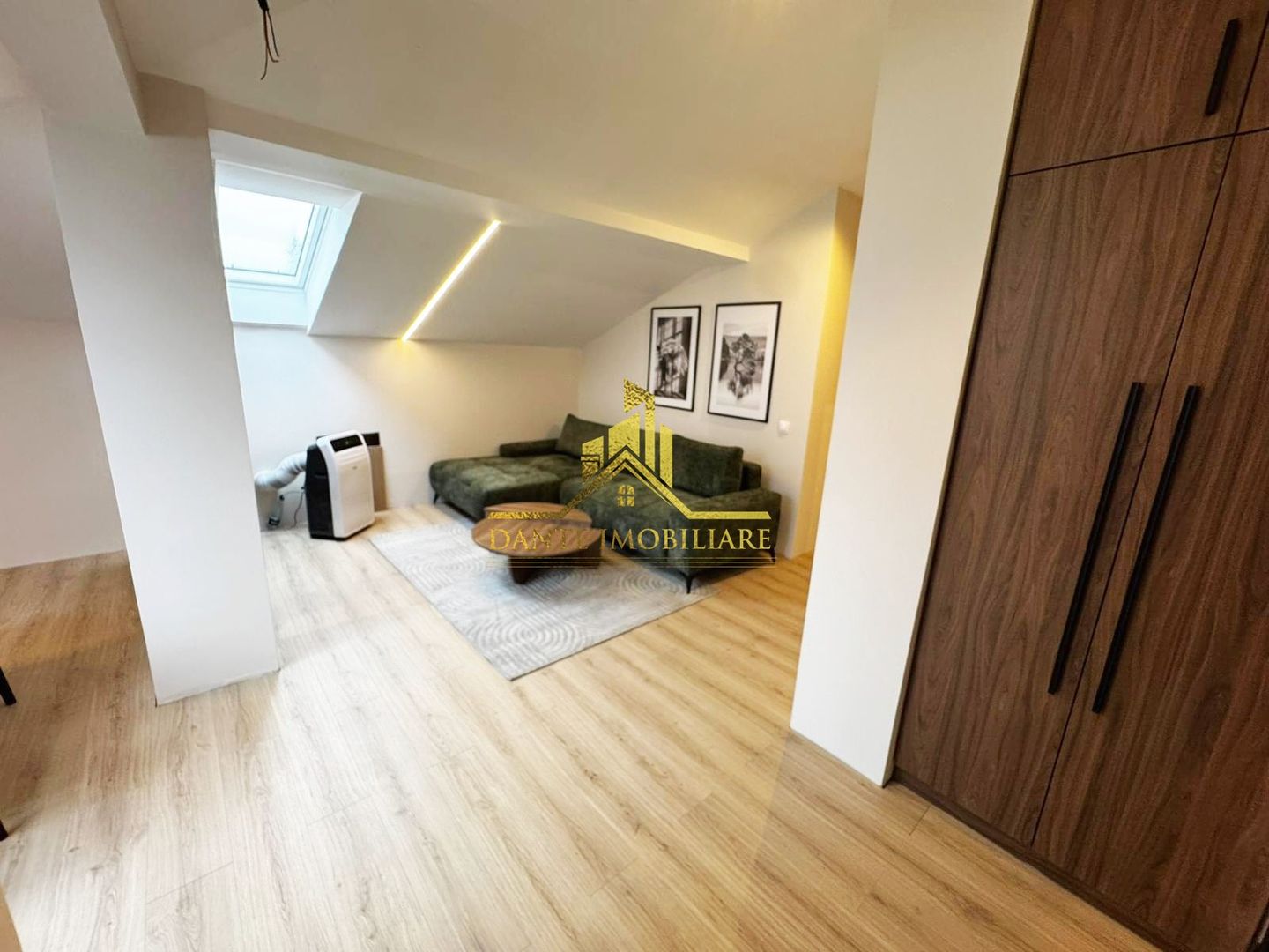 3 camere, TOTUL NOU, mobilat lux, bloc nou, parcare, Borhanciului - Poză 1