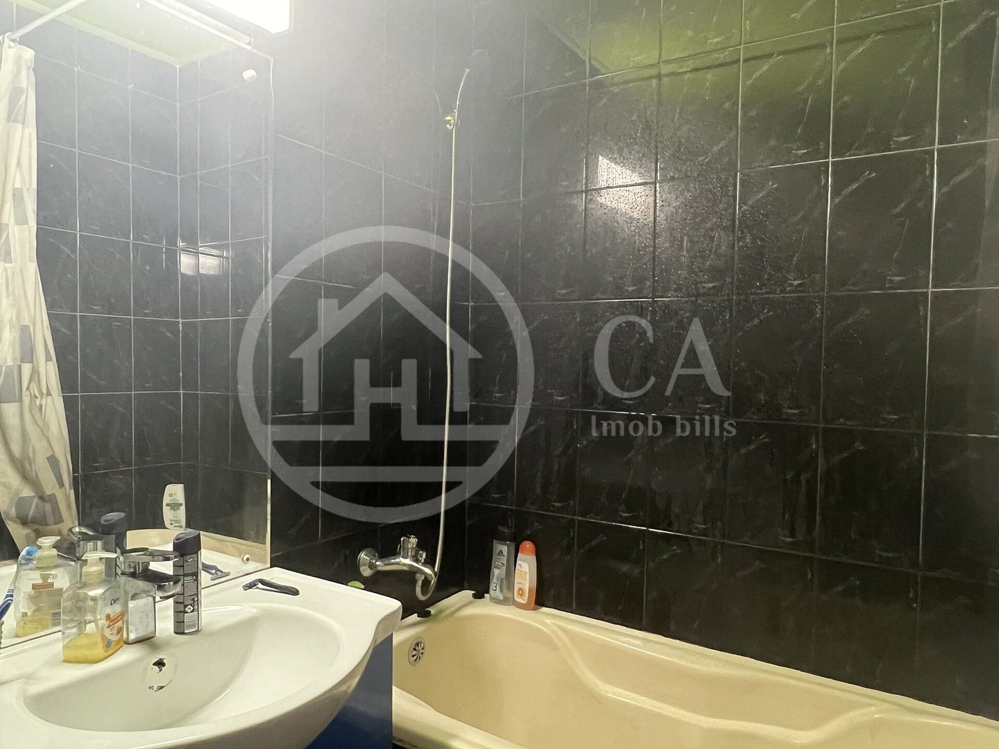 Apartament cu 2 camere de inchiriat Splaiul Crisanei Oradea - Poză 6