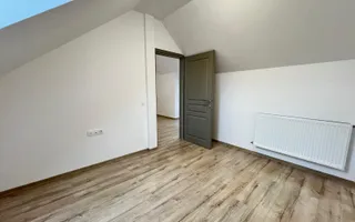 Casa cu 7 camere | 3 balcoane | Garaj | 220 mp + 80 mp curte | Cartier Panorama - Poză 25