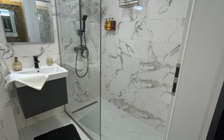 Apartament mobilat-utilat, cu 2 camere, balcon, parcare si boxa - Poză 3
