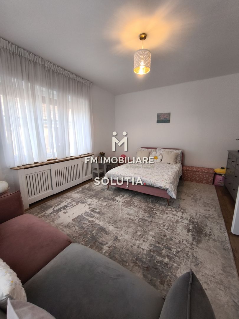Casă renovată în centrul istoric – Baia Mare - Poză 9
