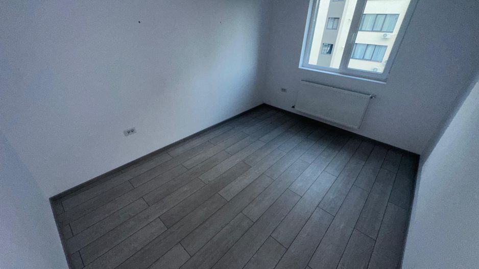 AP. 2 CAMERE STEJARULUI, LOC PARCARE, BUCATARIE INCHISA, BLOC NOU - Poză 3