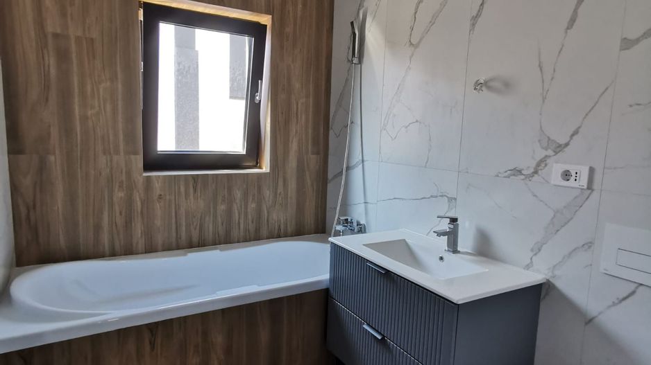 Vila  de tip duplex 4 camere Pompa Caldura Titan Pallady - Poză 20