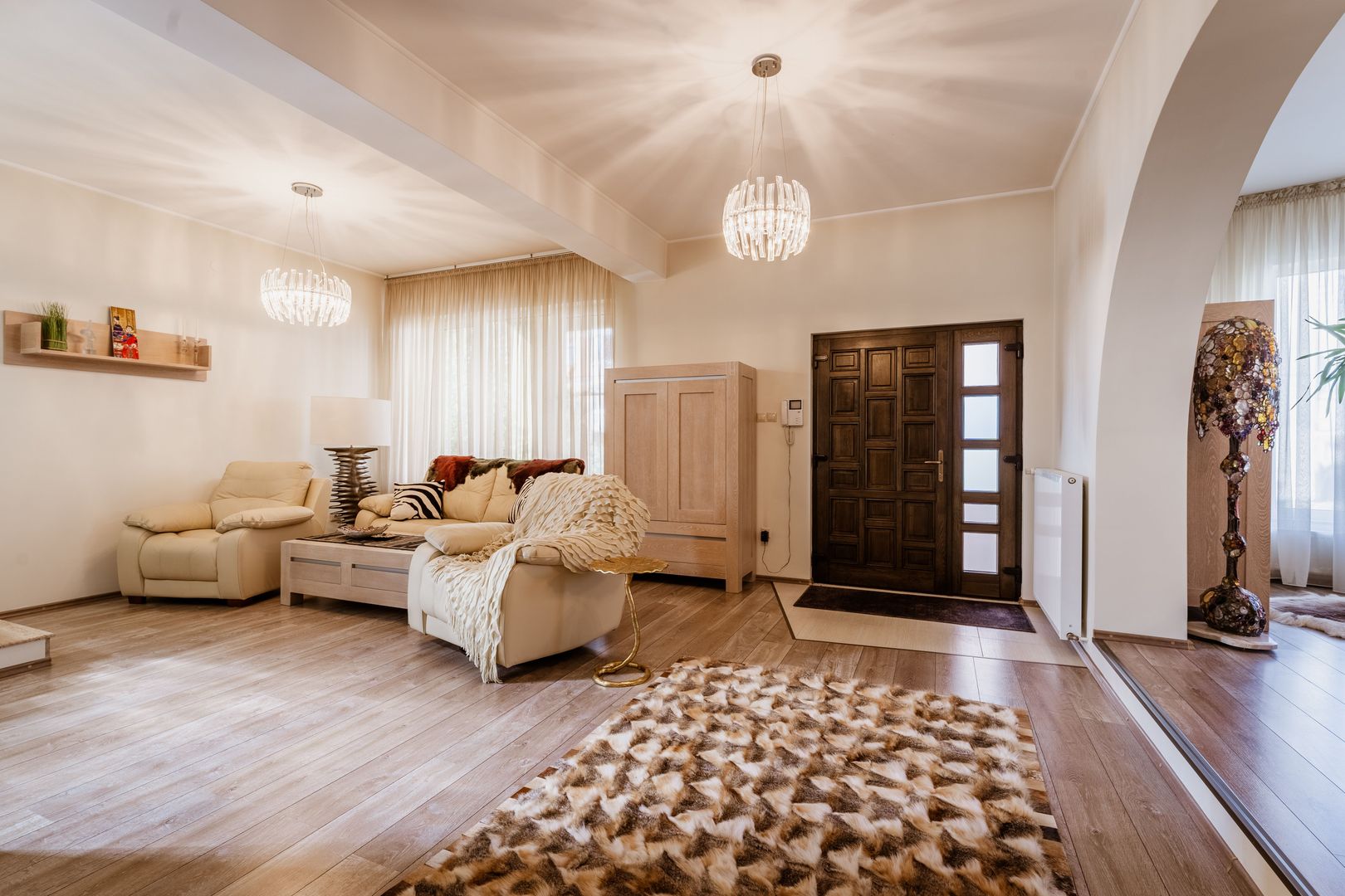 Casa ideală pentru familia ta,  zona Pârneava - Poză 3