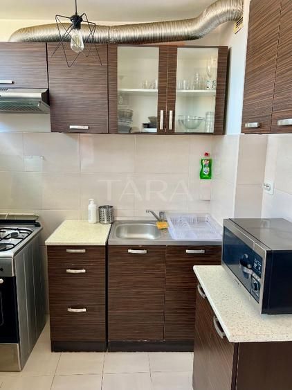Garsonieră modernă, 30 mp, complet utilată, aproape de FSPAC și FSEGA. - Poză 3