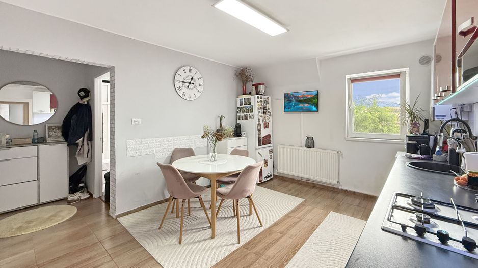 Apartament 3 camere, zona Lipovei, comision 0% - Poză 4