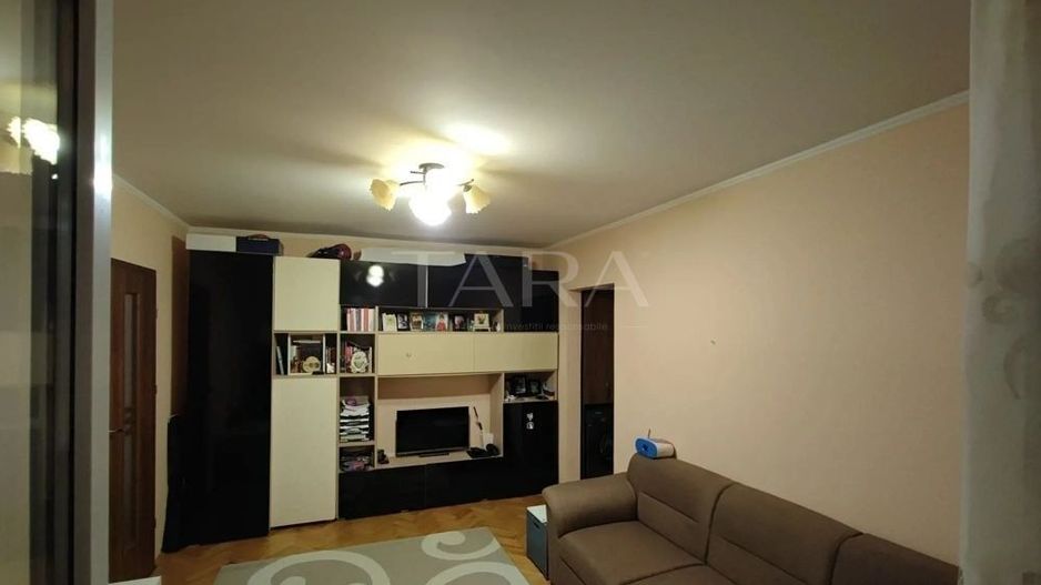 Apartament 2 camere, 49 mp si  balcon,  Gheorgheni, zona Mercur. - Poză 1