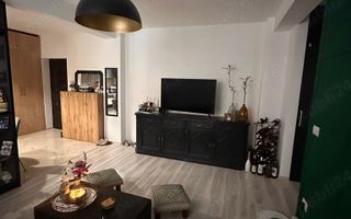2 cam Giroc intrare  apartament LUX - Poză 4