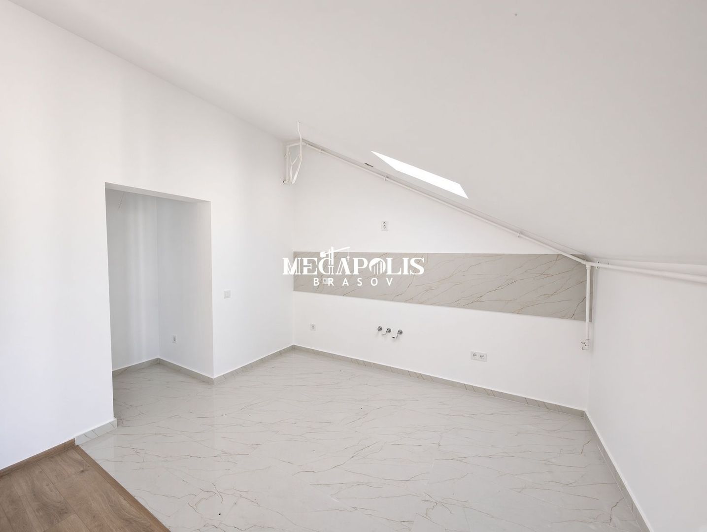 Apartament 3 Camere Sanpetru - Poză 9