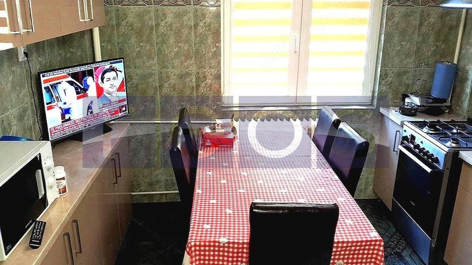 VANZARE 5 CAMERE DECOMANDAT UNIRII -FANTANI - Poză 8