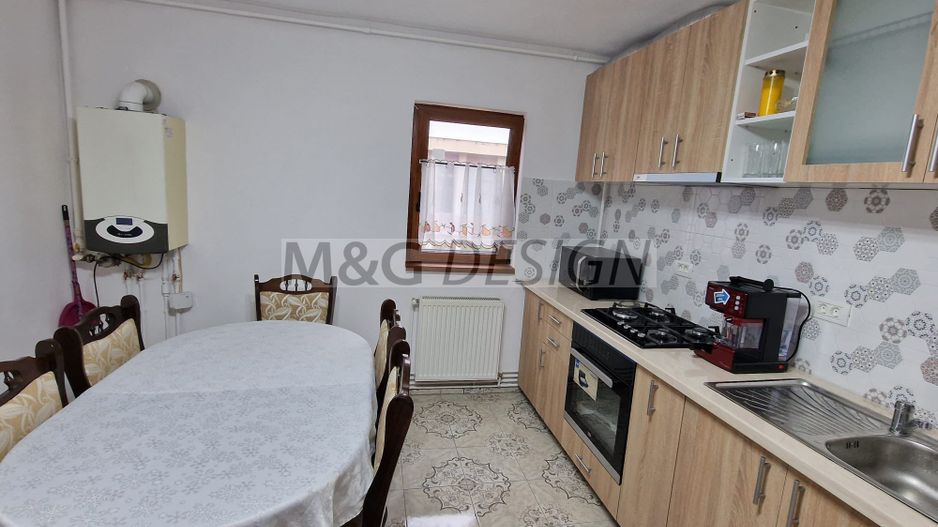 Apartament  camere Girocului etaj 2 cu centrala - Poză 3