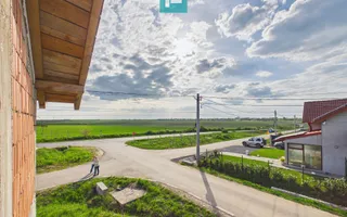Casă la roșu cu  6 camere,  teren 500 mp în Aluniș - Poză 16