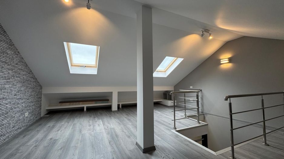 Vila noua cu mansarda Cosmopolis - Poză 21