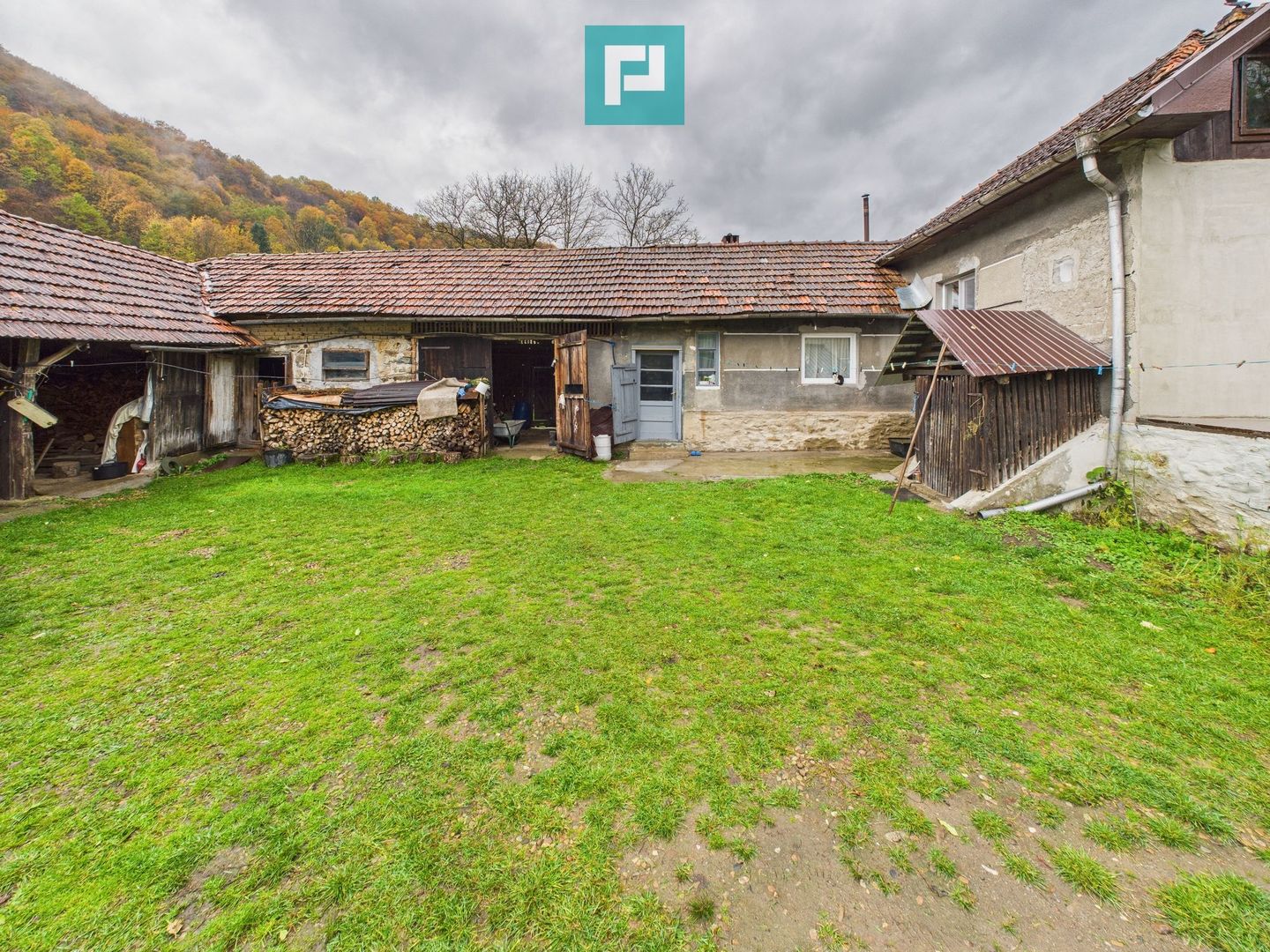 Casă renovată în localitatea Lazuri, Arad - Poză 16